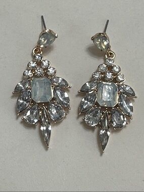 🧡Elegant Opalescent Crystal Drop Earrings - Gorgeous!!!